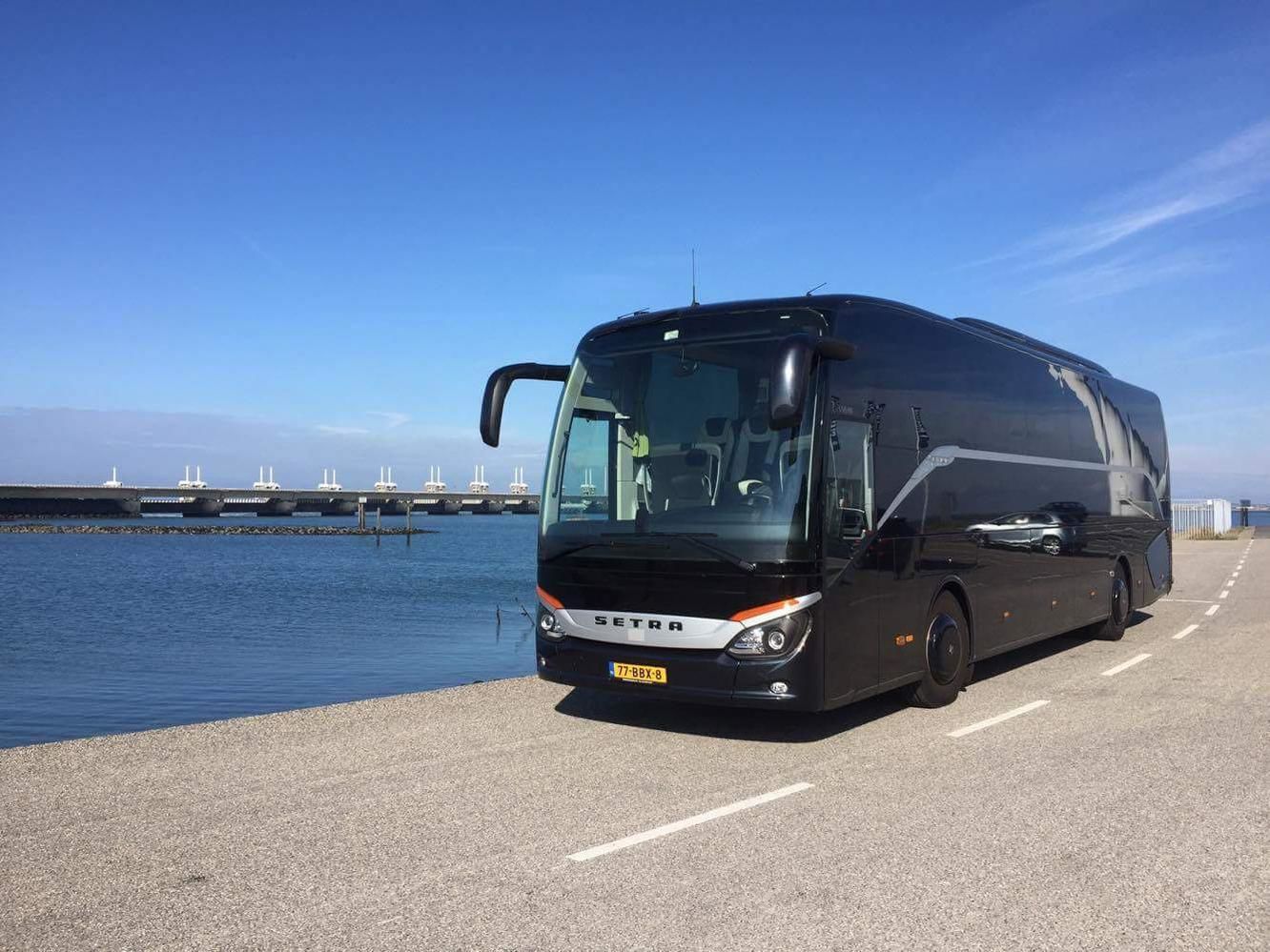 Vip Vervoer Buiten Viptouringcar