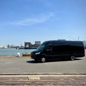 Mb Sprinter Xxl Vip Klasse 16 Of 20 Persoons (17)